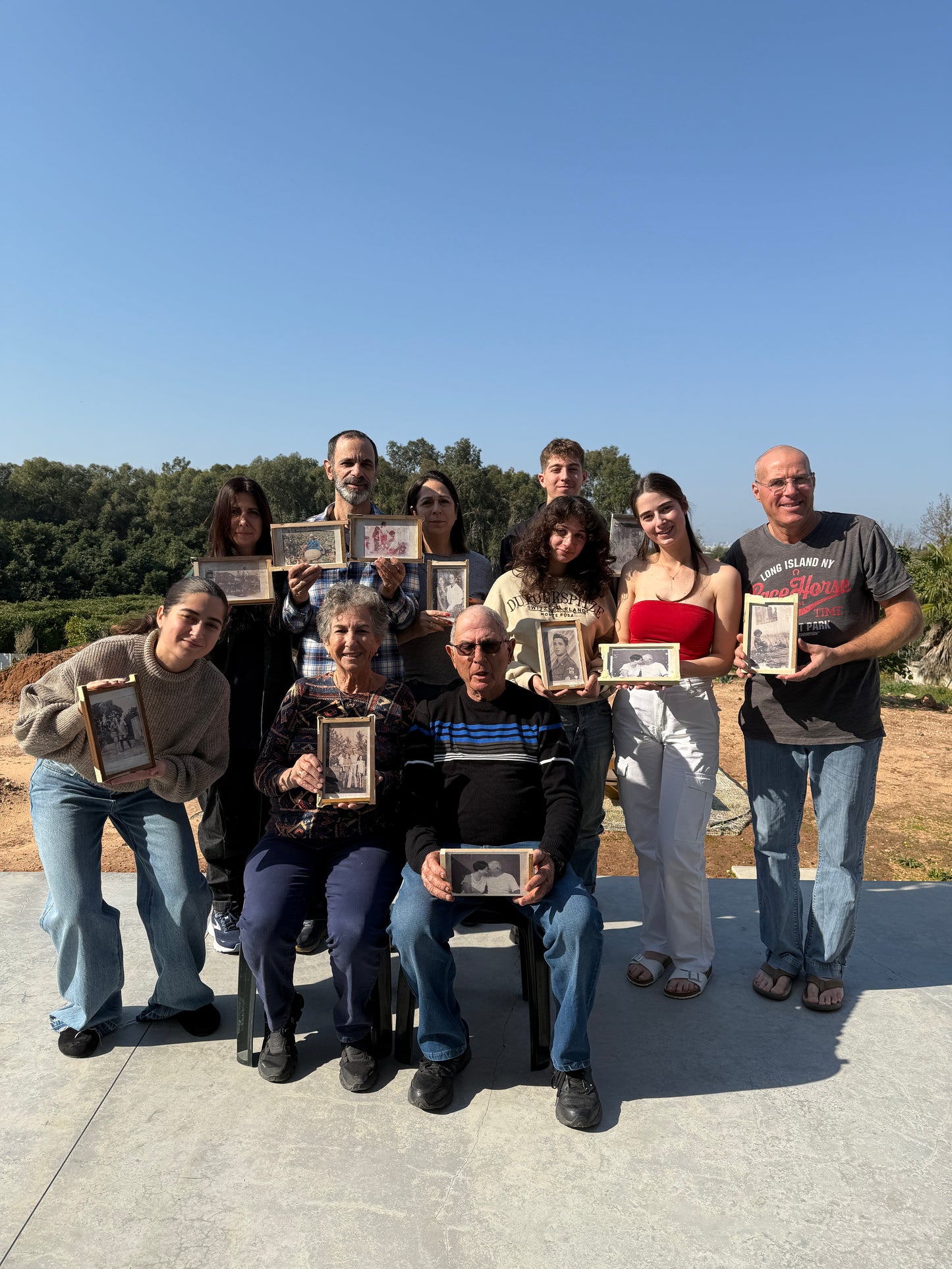 סדנה משפחתית לעשרה משתתפים - העברת תמונות משפחתיות